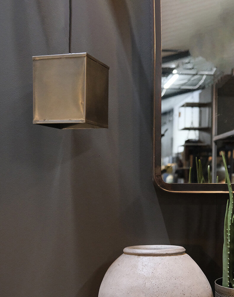Kvadratisk loftlampe - shiny